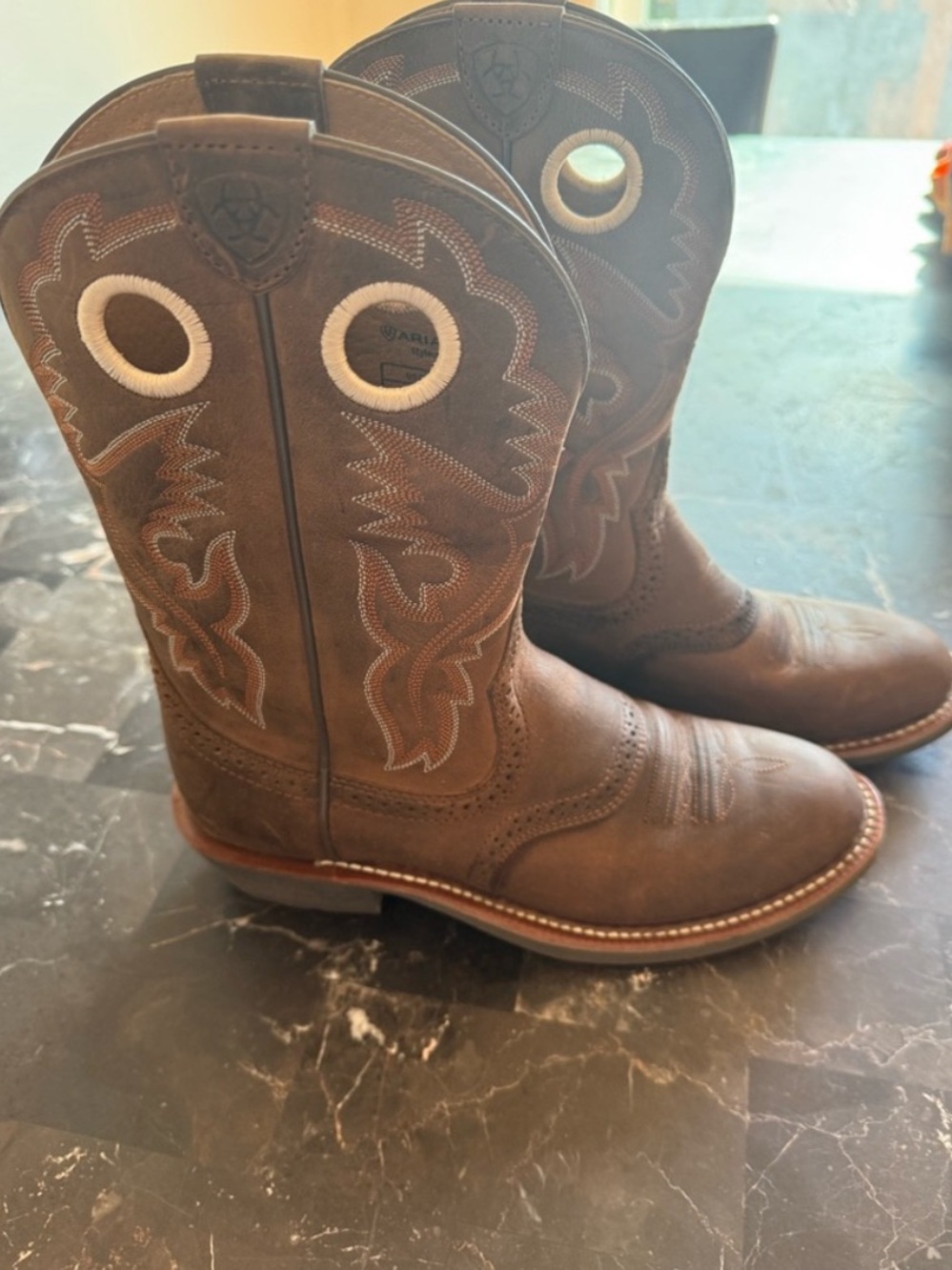 Ariat Brown Leather Cowboy Boots with Ivory Stitching